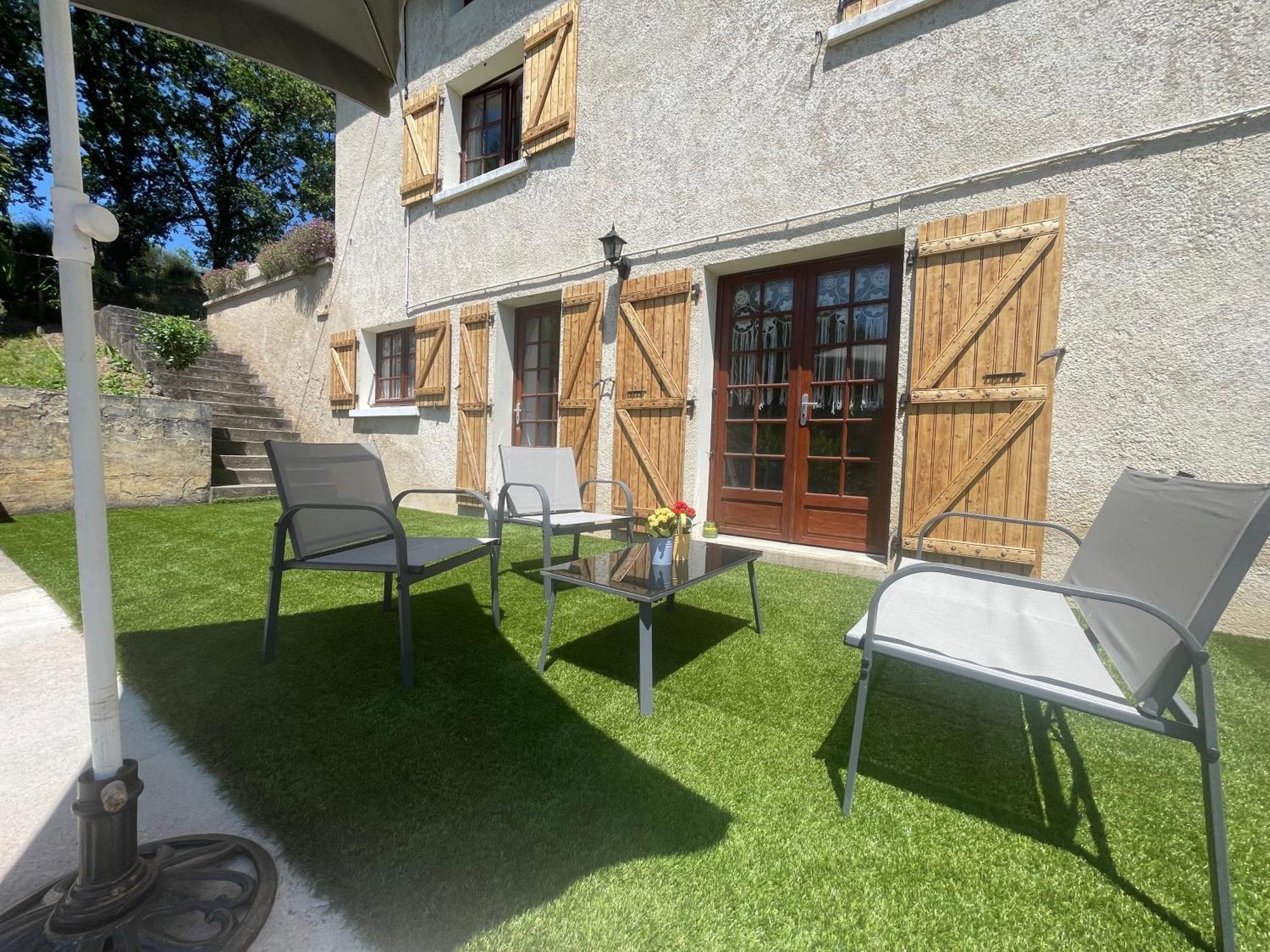 Le Petit Roquet Hotel Saint-Lazare Exterior foto
